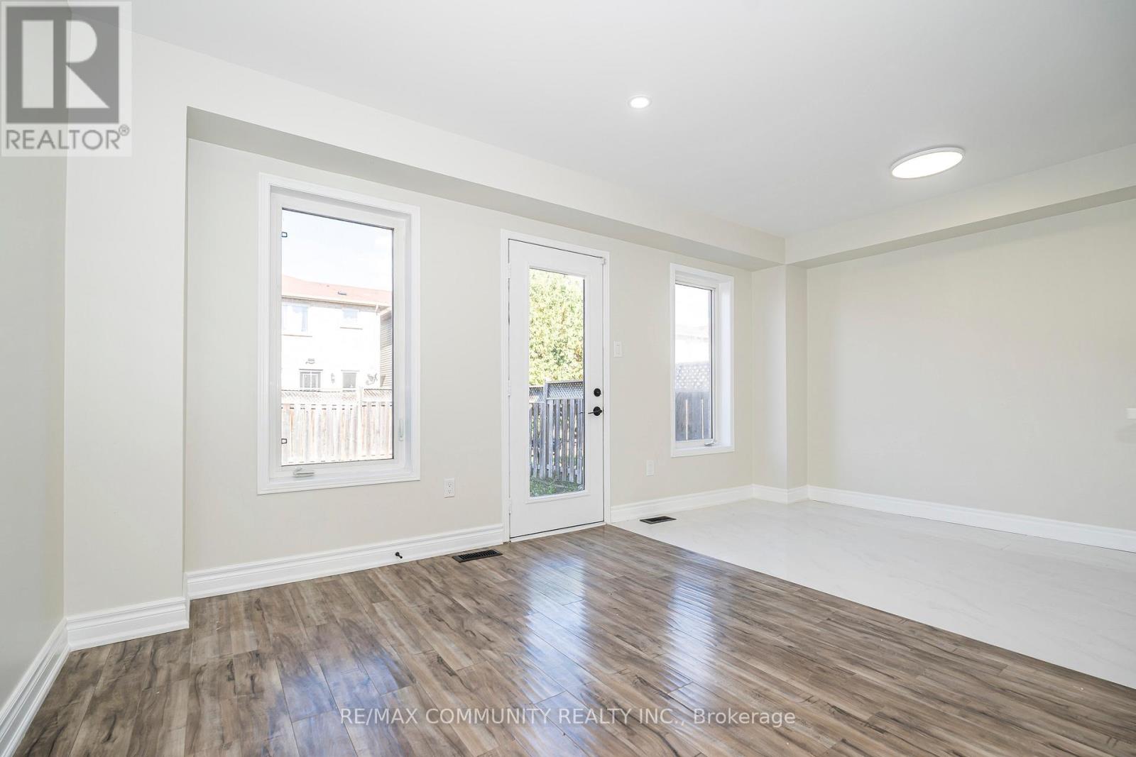 10 Tanasi Road, Brampton, Ontario  L6X 0K4 - Photo 7 - W12463673