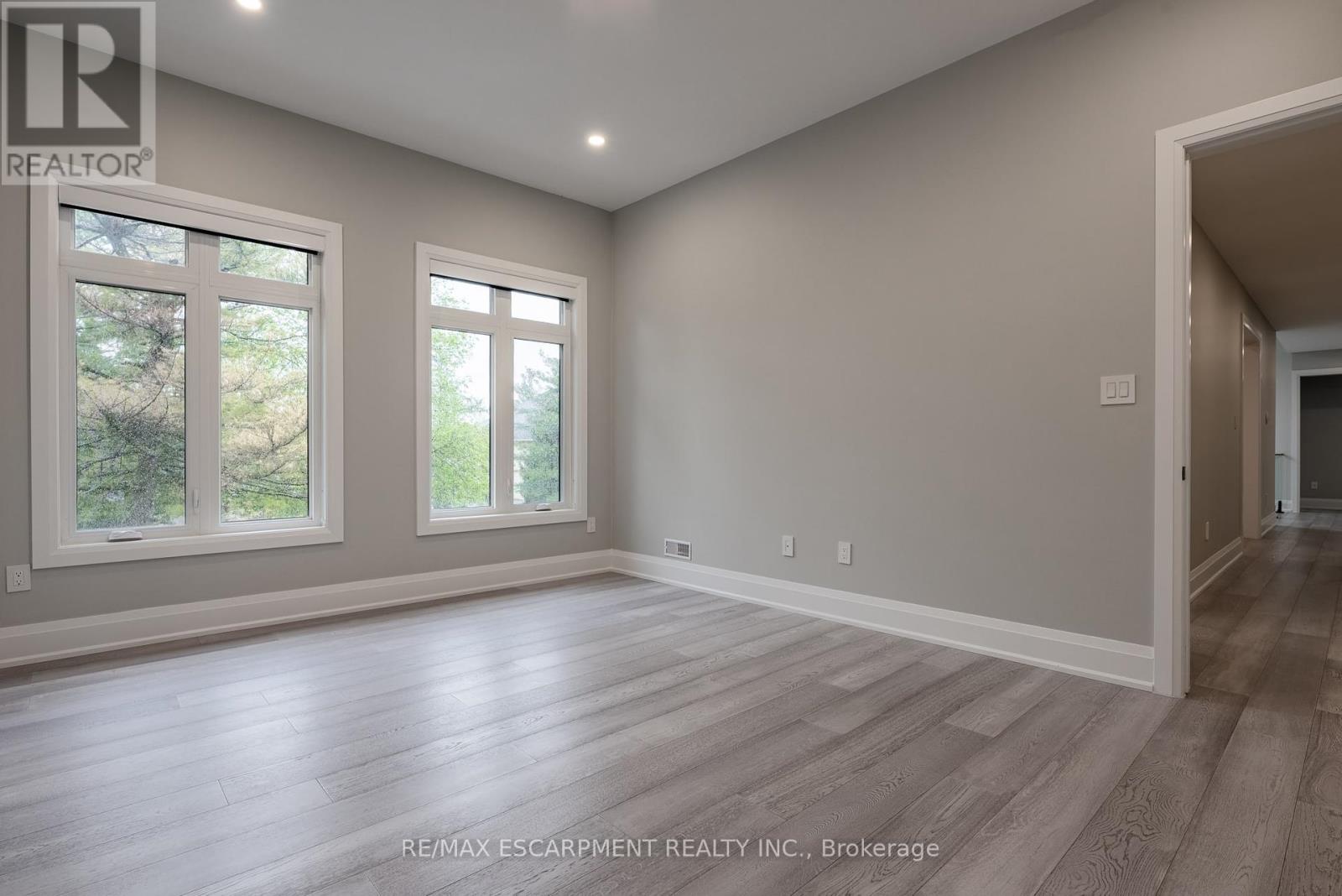 2110 Stonehouse Crescent, Mississauga, Ontario  L5H 3J1 - Photo 32 - W12463676