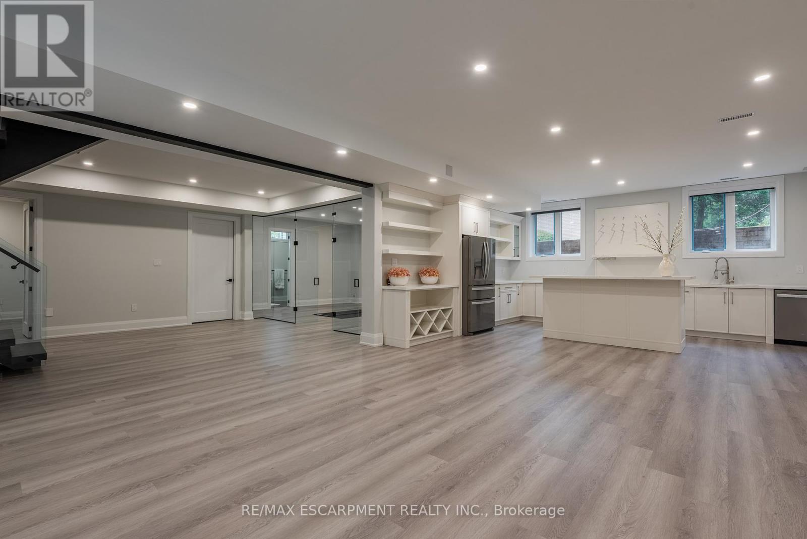 2110 Stonehouse Crescent, Mississauga, Ontario  L5H 3J1 - Photo 39 - W12463676