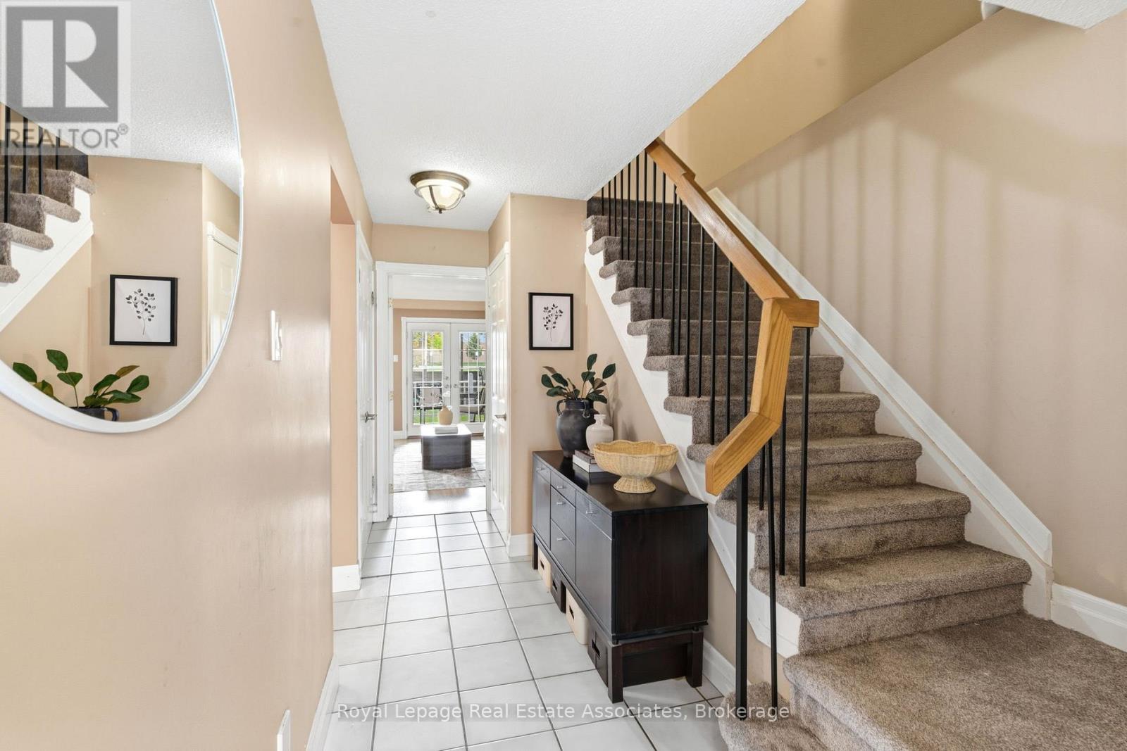 60 Newbridge Crescent, Brampton, Ontario  L6S 4B3 - Photo 10 - W12463694