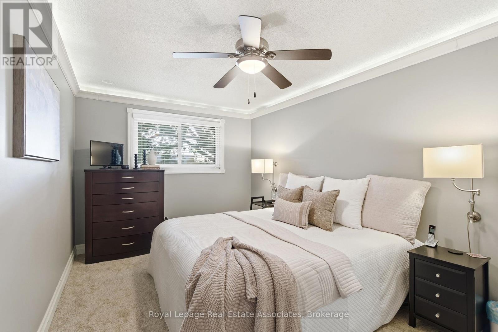60 Newbridge Crescent, Brampton, Ontario  L6S 4B3 - Photo 19 - W12463694