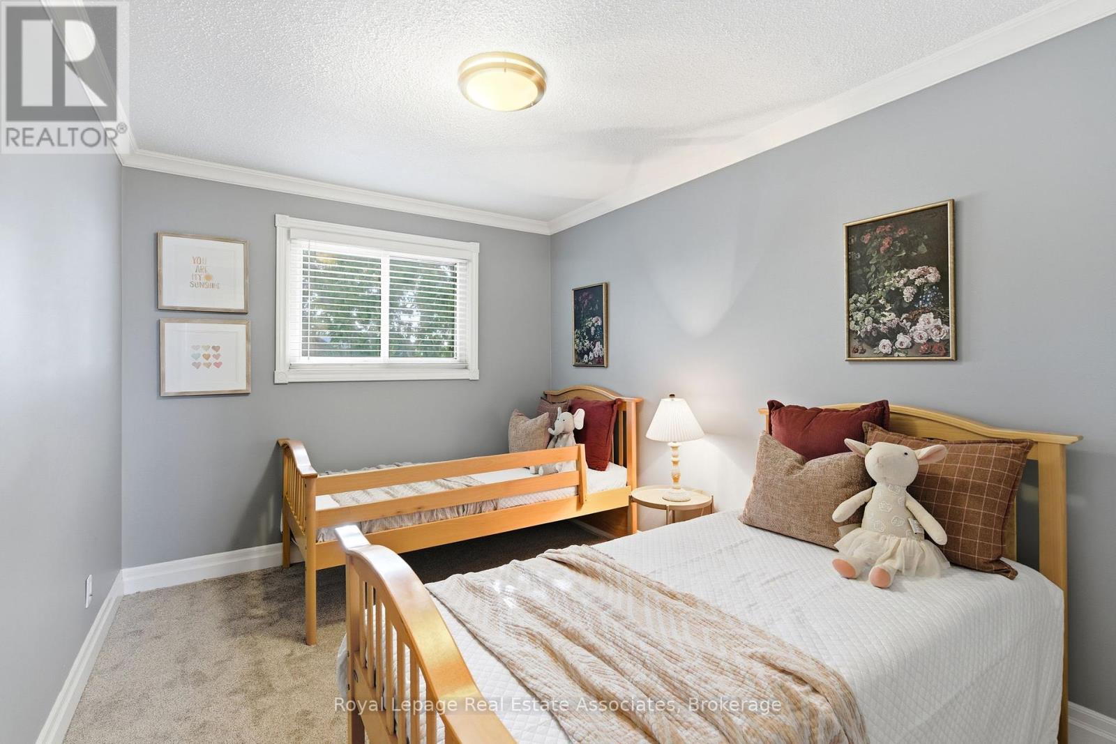 60 Newbridge Crescent, Brampton, Ontario  L6S 4B3 - Photo 21 - W12463694