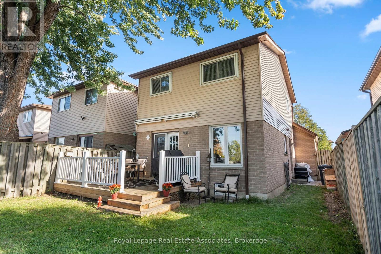60 Newbridge Crescent, Brampton, Ontario  L6S 4B3 - Photo 32 - W12463694
