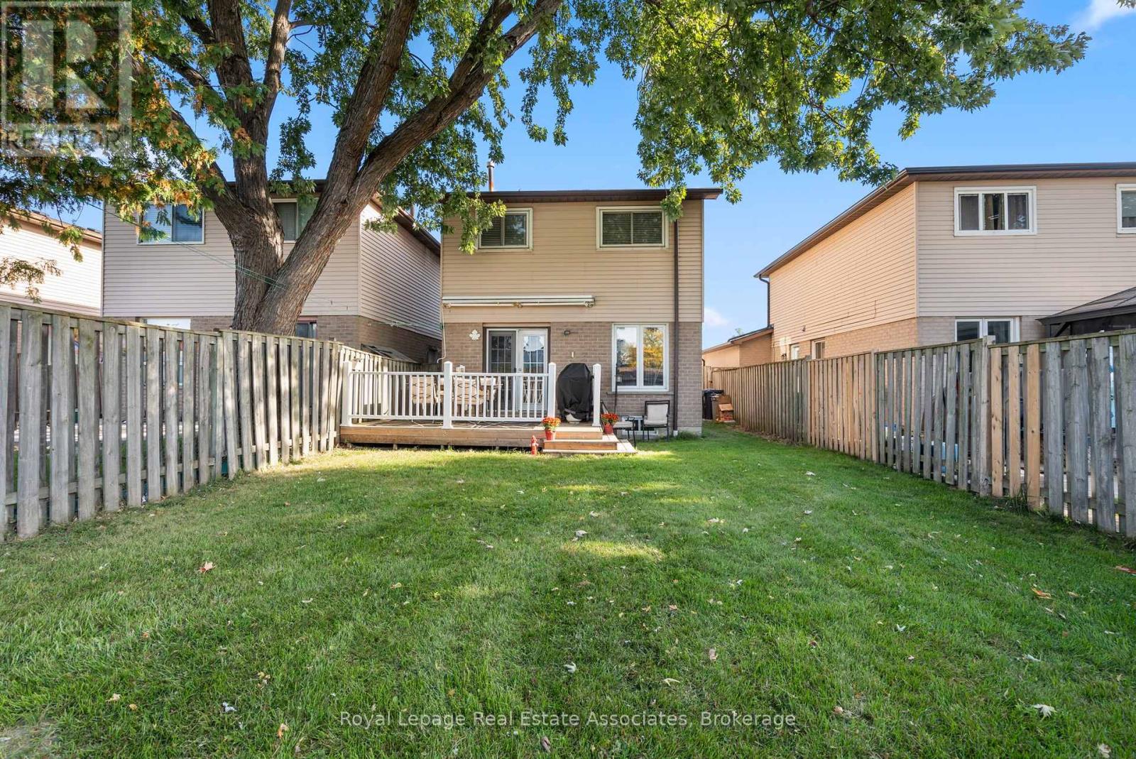 60 Newbridge Crescent, Brampton, Ontario  L6S 4B3 - Photo 33 - W12463694