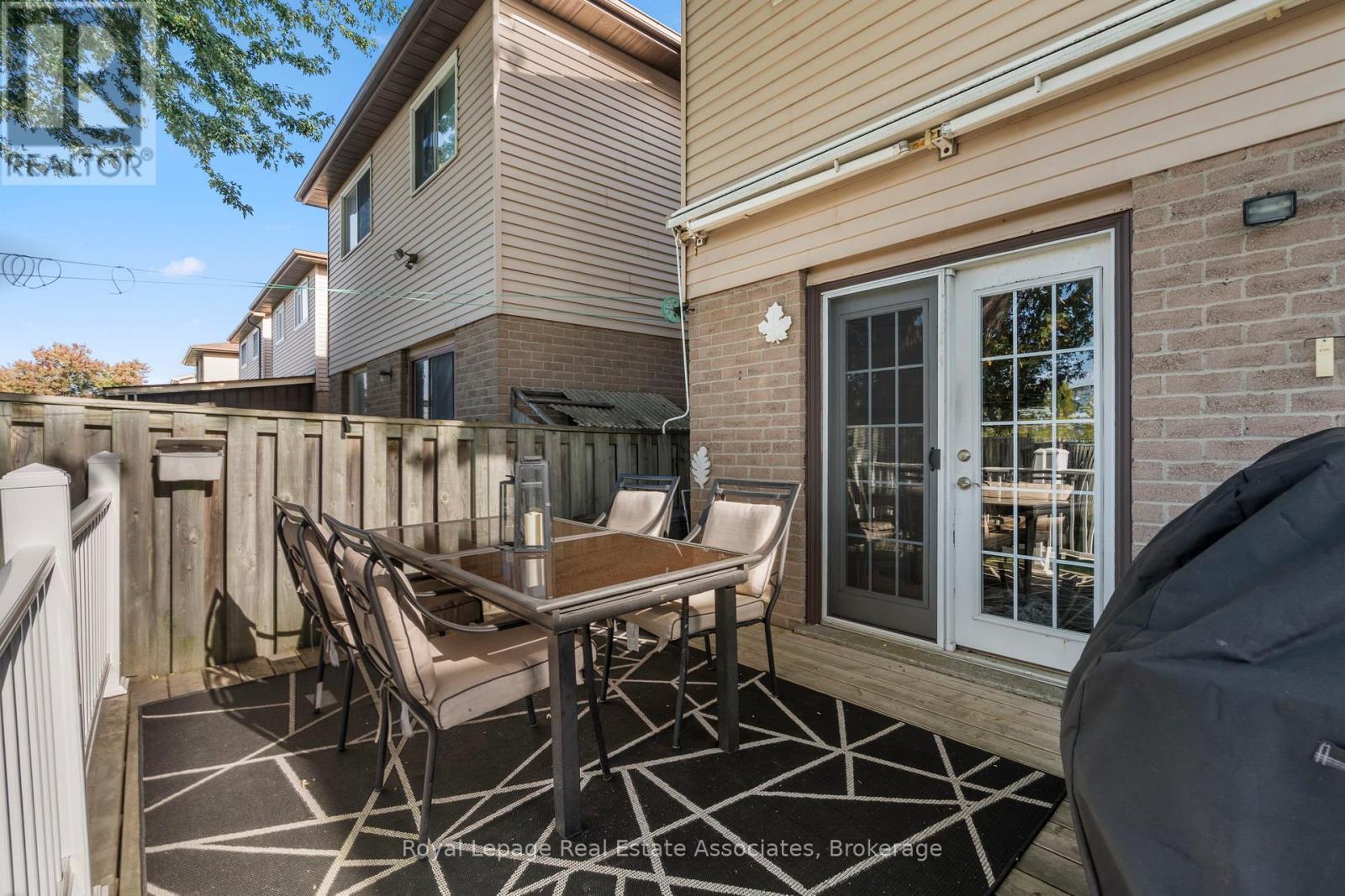 60 Newbridge Crescent, Brampton, Ontario  L6S 4B3 - Photo 35 - W12463694