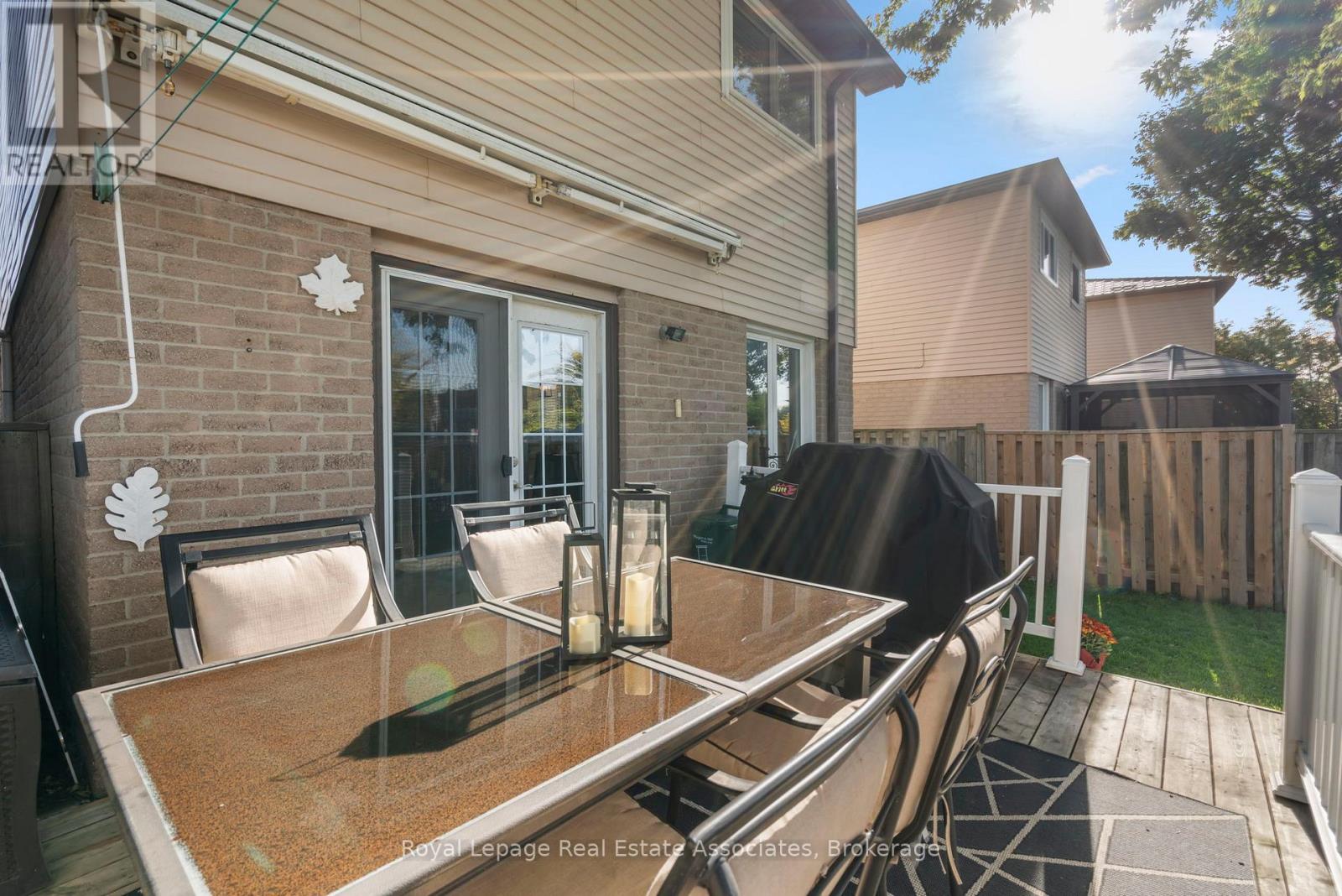 60 Newbridge Crescent, Brampton, Ontario  L6S 4B3 - Photo 37 - W12463694