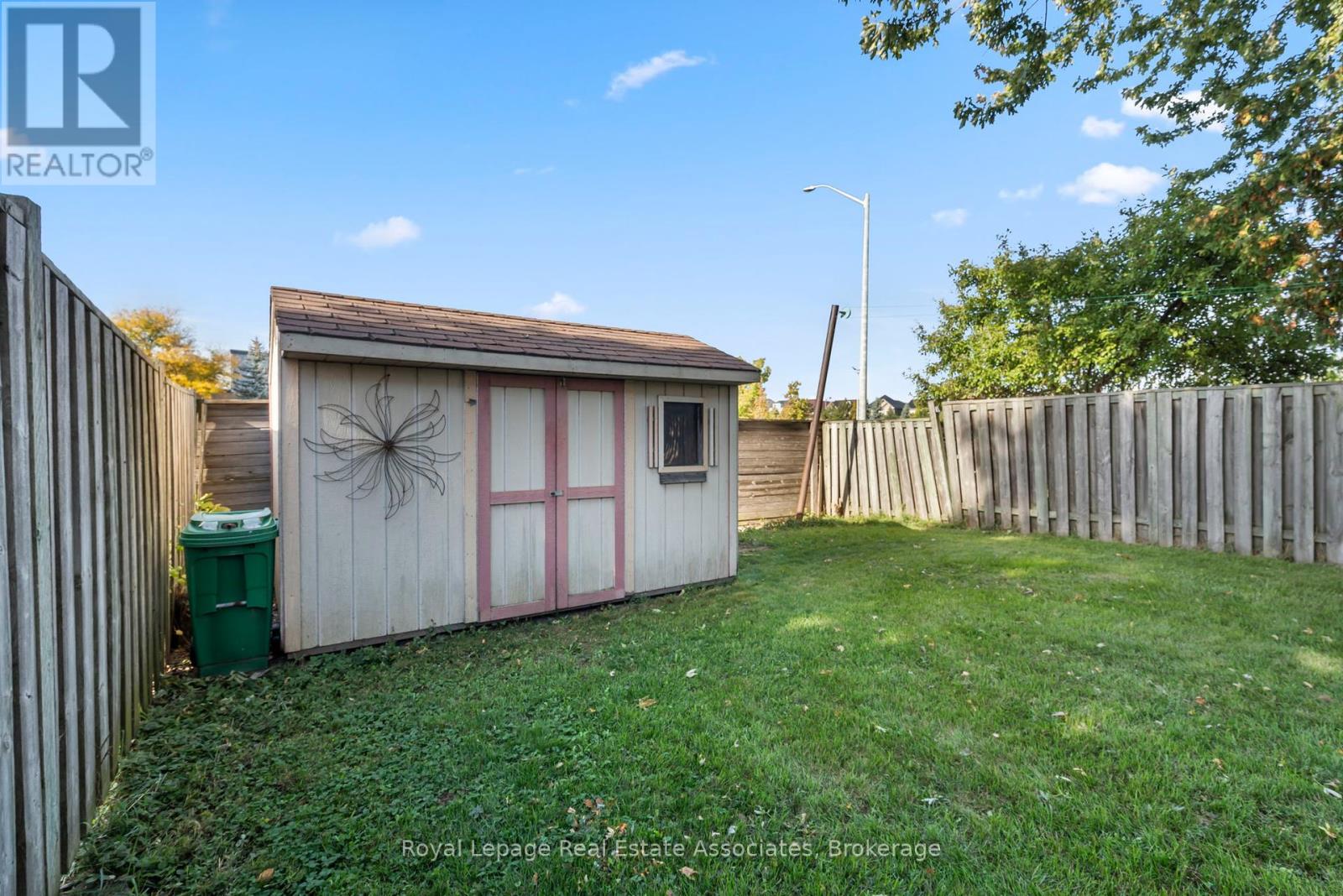 60 Newbridge Crescent, Brampton, Ontario  L6S 4B3 - Photo 39 - W12463694