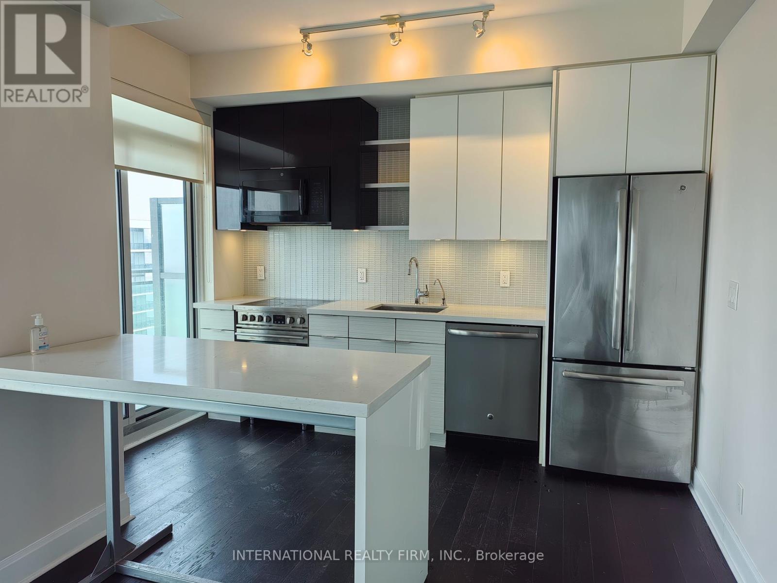 1608 - 33 Shore Breeze Drive, Toronto, Ontario  M8V 0G1 - Photo 9 - W12463695