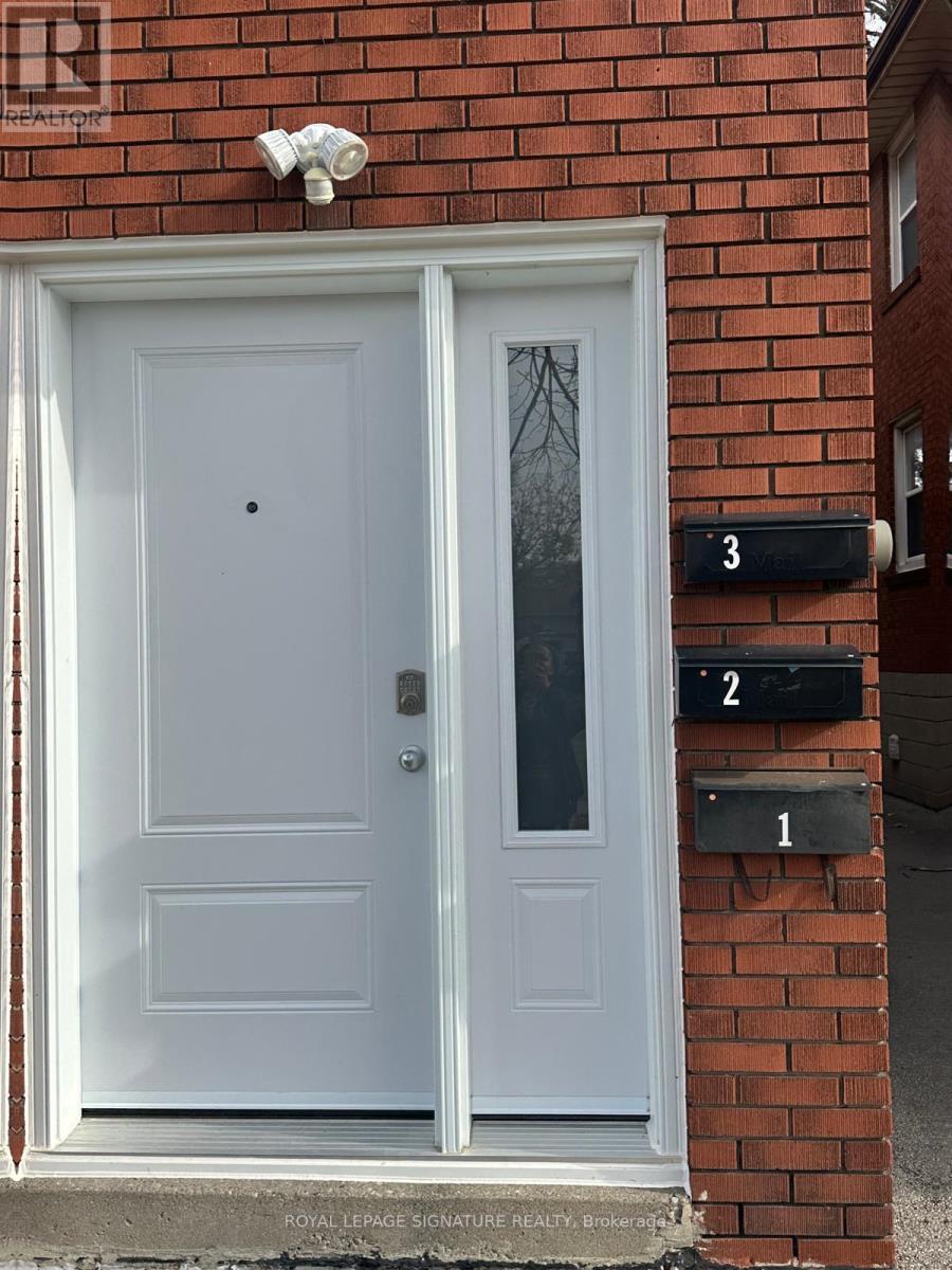 13 Wesley Street, Toronto, Ontario  M8Y 2W4 - Photo 2 - W12463721