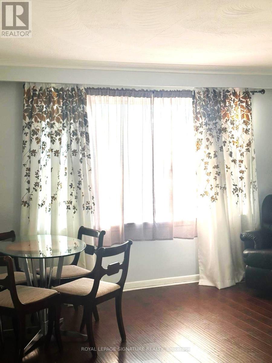 13 Wesley Street, Toronto, Ontario  M8Y 2W4 - Photo 6 - W12463721