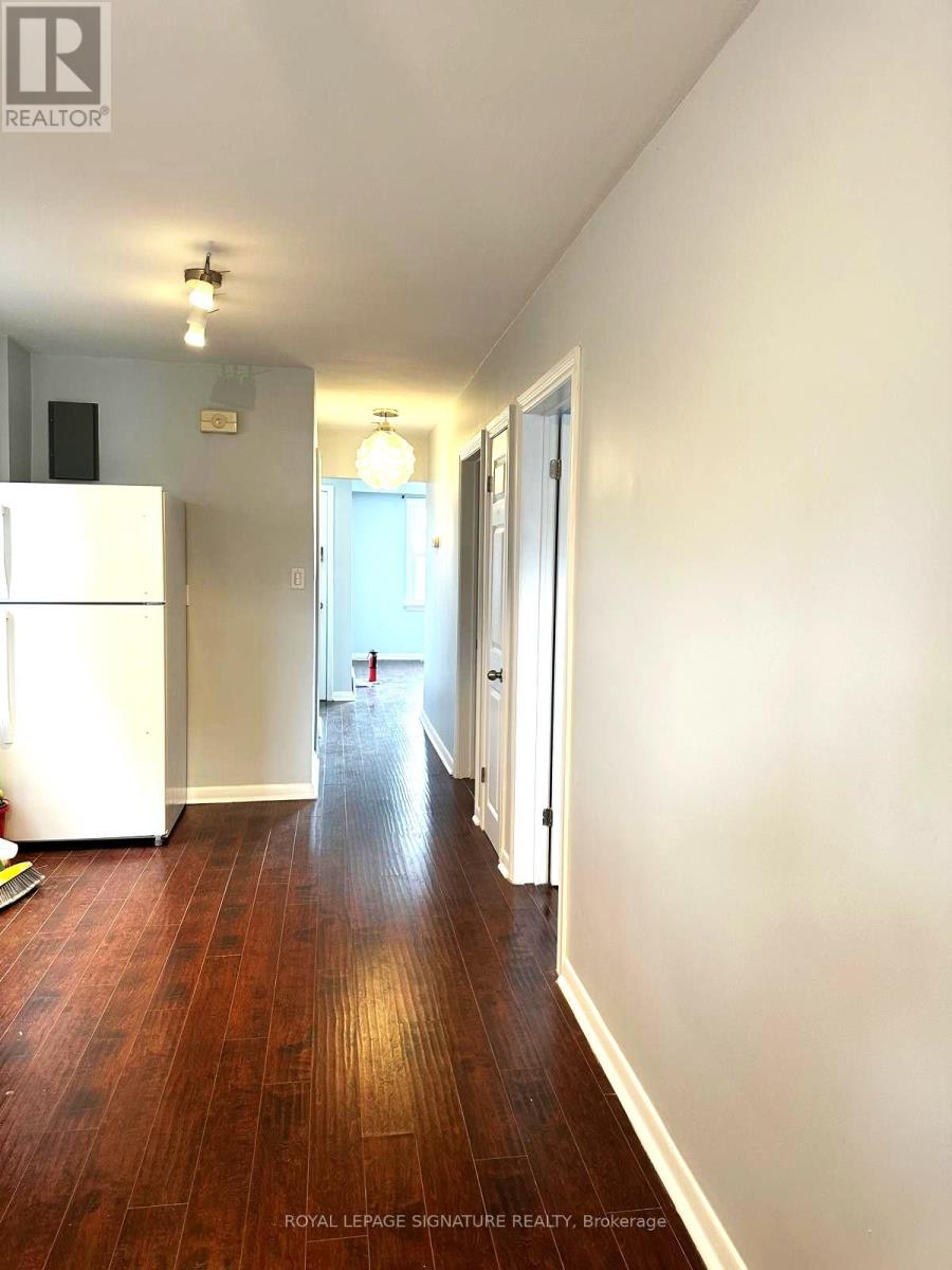 13 Wesley Street, Toronto, Ontario  M8Y 2W4 - Photo 8 - W12463721