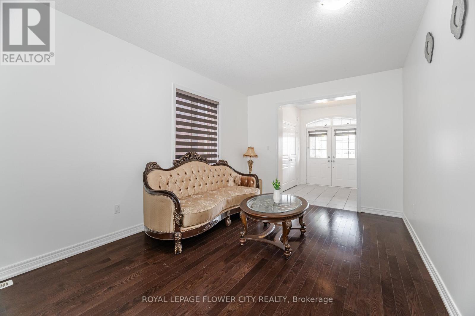31 O'connor Crescent, Brampton, Ontario  L7A 5A6 - Photo 7 - W12463733