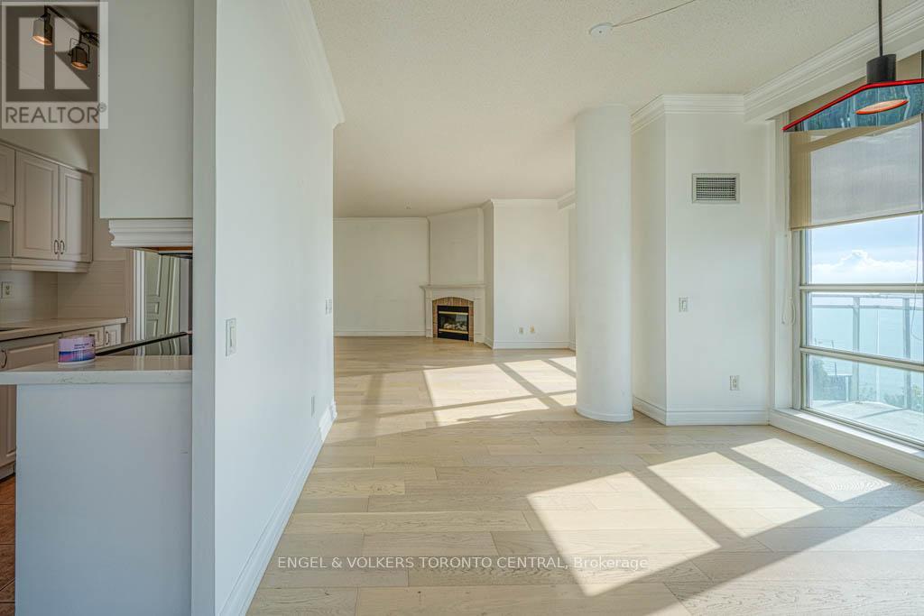 805 - 5 Marine Parade Drive, Toronto, Ontario  M8V 4B4 - Photo 21 - W12463739