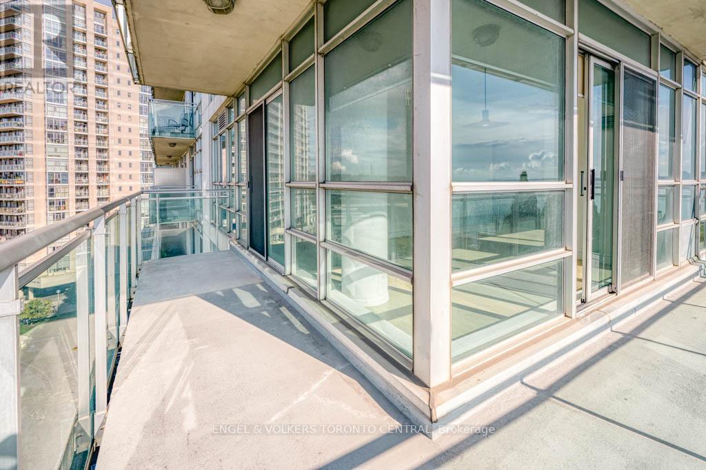 805 - 5 Marine Parade Drive, Toronto, Ontario  M8V 4B4 - Photo 9 - W12463739