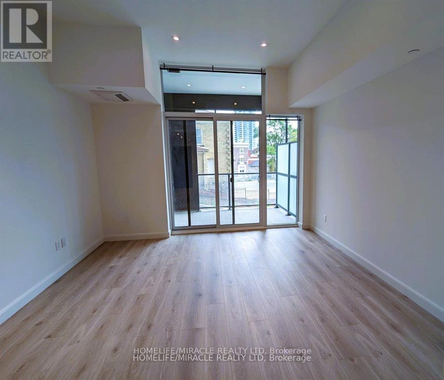306 - 741 King Street W, Kitchener, Ontario  N2G 1E5 - Photo 5 - X12463633