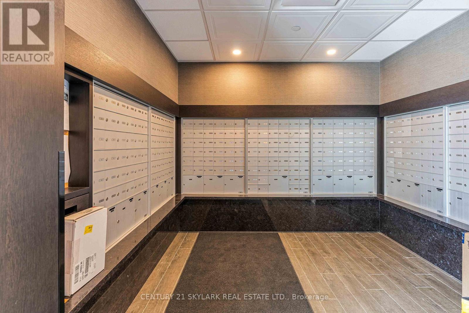 701 - 460 Dundas Street E, Hamilton, Ontario  L8B 2A5 - Photo 5 - X12463662