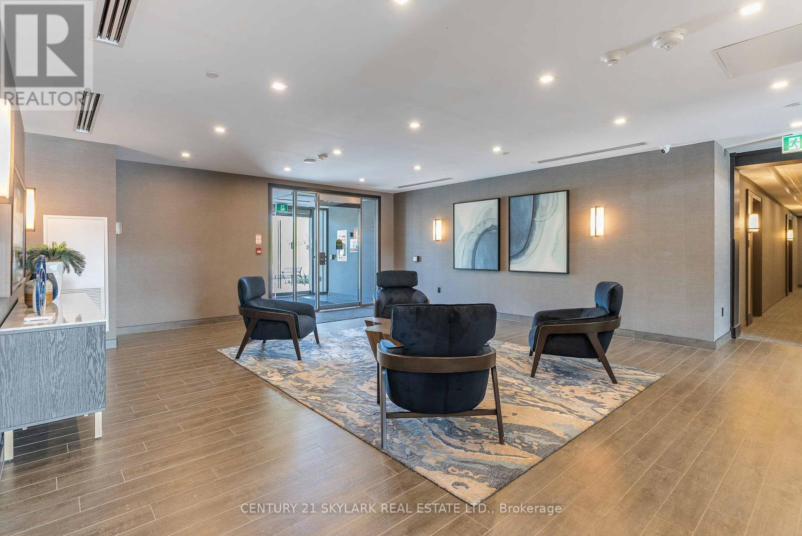 701 - 460 Dundas Street E, Hamilton, Ontario  L8B 2A5 - Photo 6 - X12463662