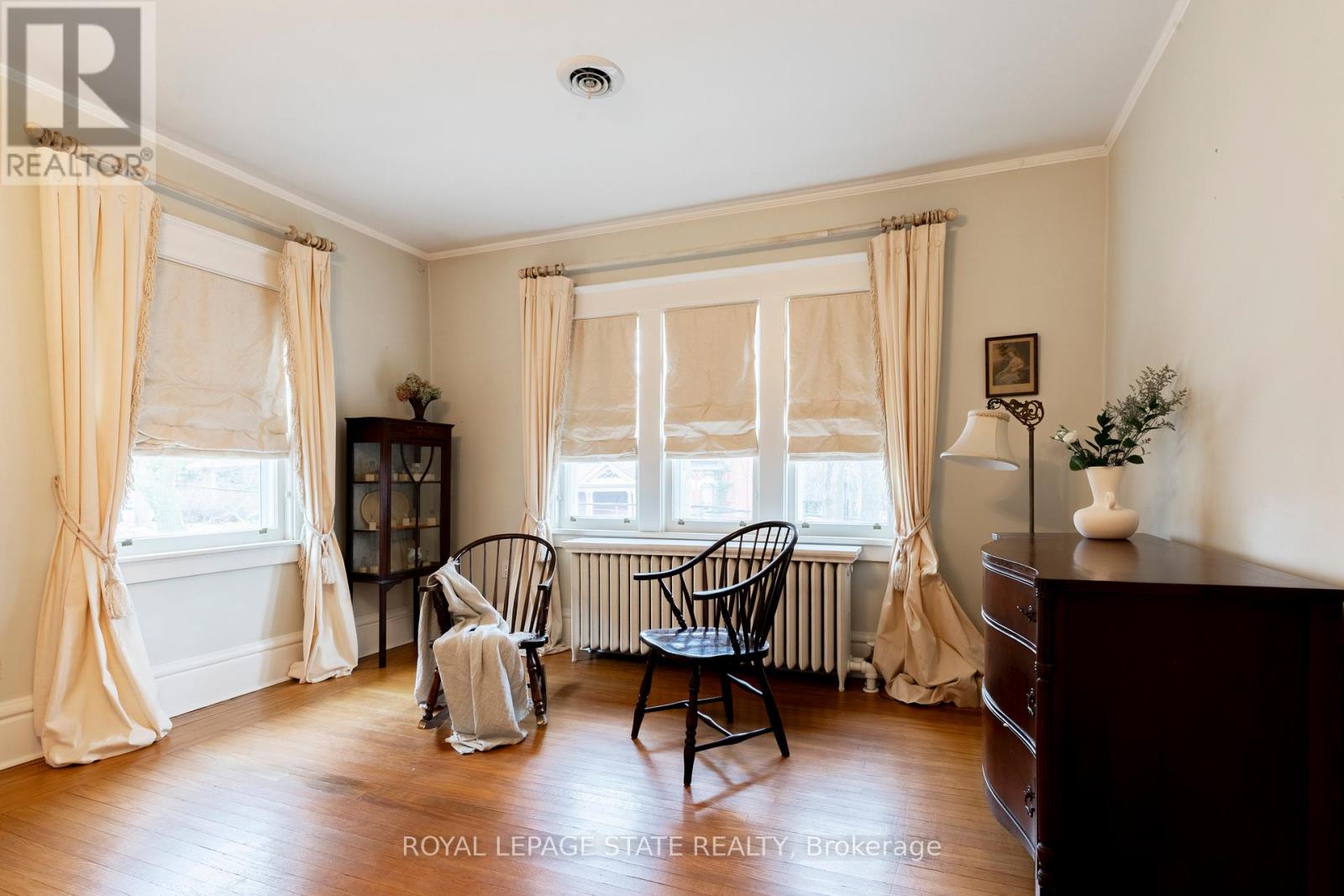 247 Macnab Street S, Hamilton, Ontario  L8P 3E2 - Photo 30 - X12463681
