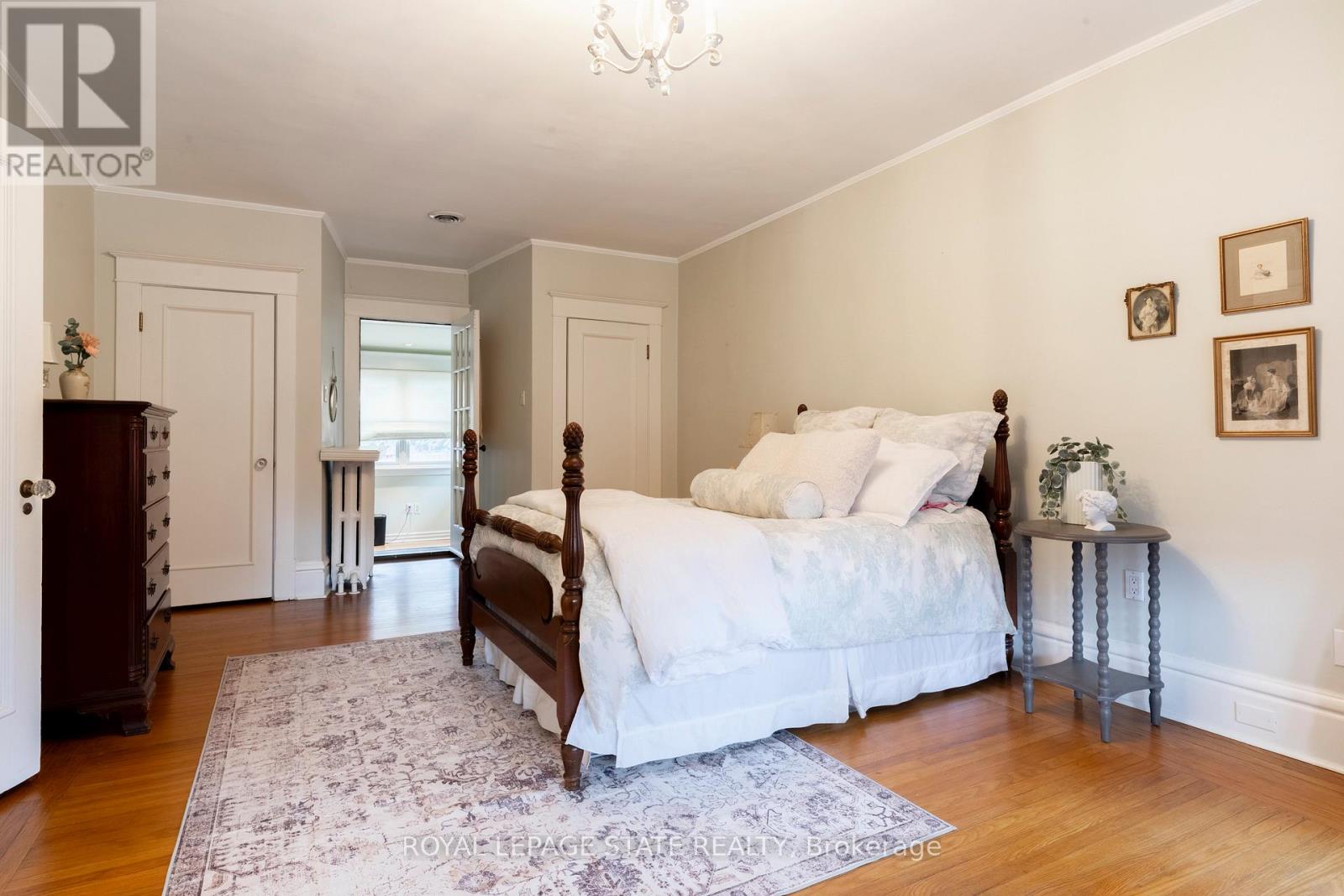 247 Macnab Street S, Hamilton, Ontario  L8P 3E2 - Photo 31 - X12463681