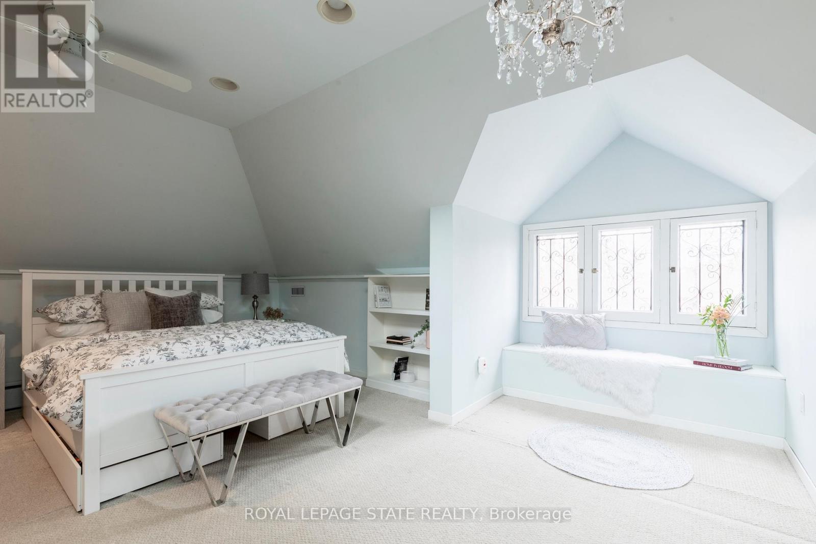 247 Macnab Street S, Hamilton, Ontario  L8P 3E2 - Photo 39 - X12463681