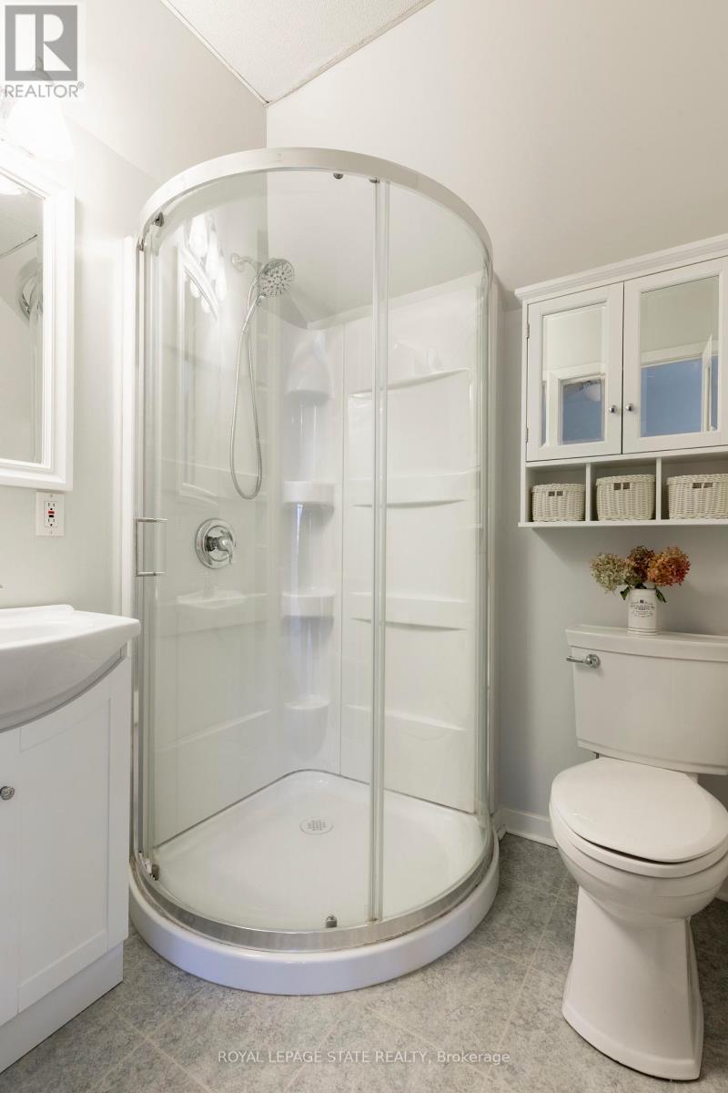 247 Macnab Street S, Hamilton, Ontario  L8P 3E2 - Photo 41 - X12463681