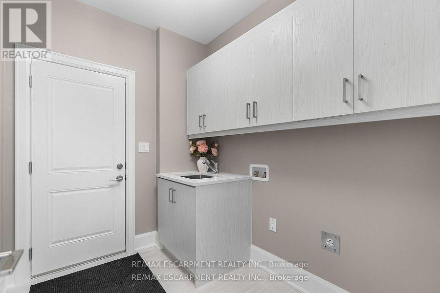 580 Patterson Road, Kawartha Lakes, Ontario  L0M 1N0 - Photo 21 - X12463684
