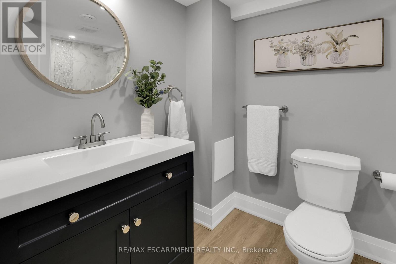 52 Valencourt Drive, Welland, Ontario  L3C 1M8 - Photo 29 - X12463692
