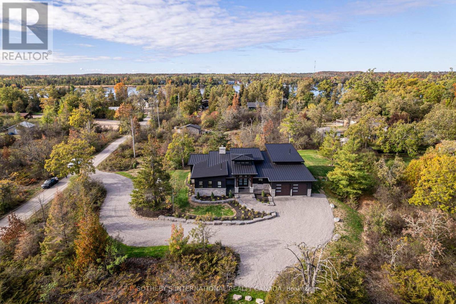 5 Juniper Park Street, Kawartha Lakes, Ontario  K0M 1A0 - Photo 2 - X12463717