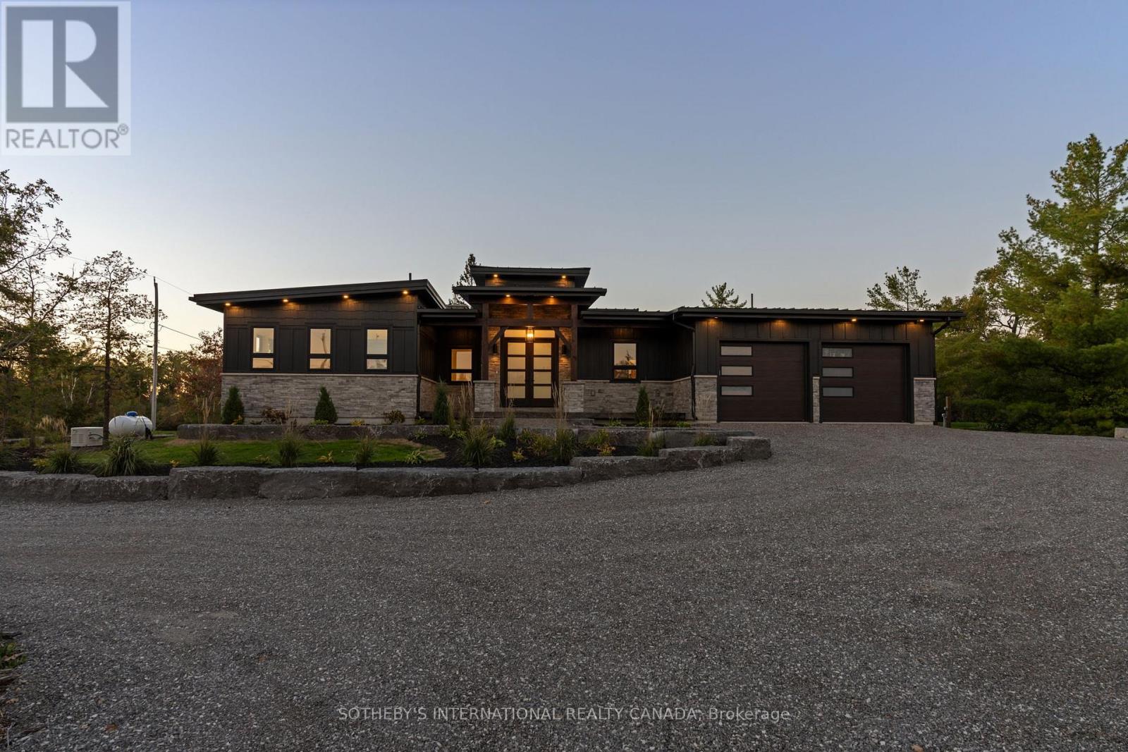 5 Juniper Park Street, Kawartha Lakes, Ontario  K0M 1A0 - Photo 7 - X12463717