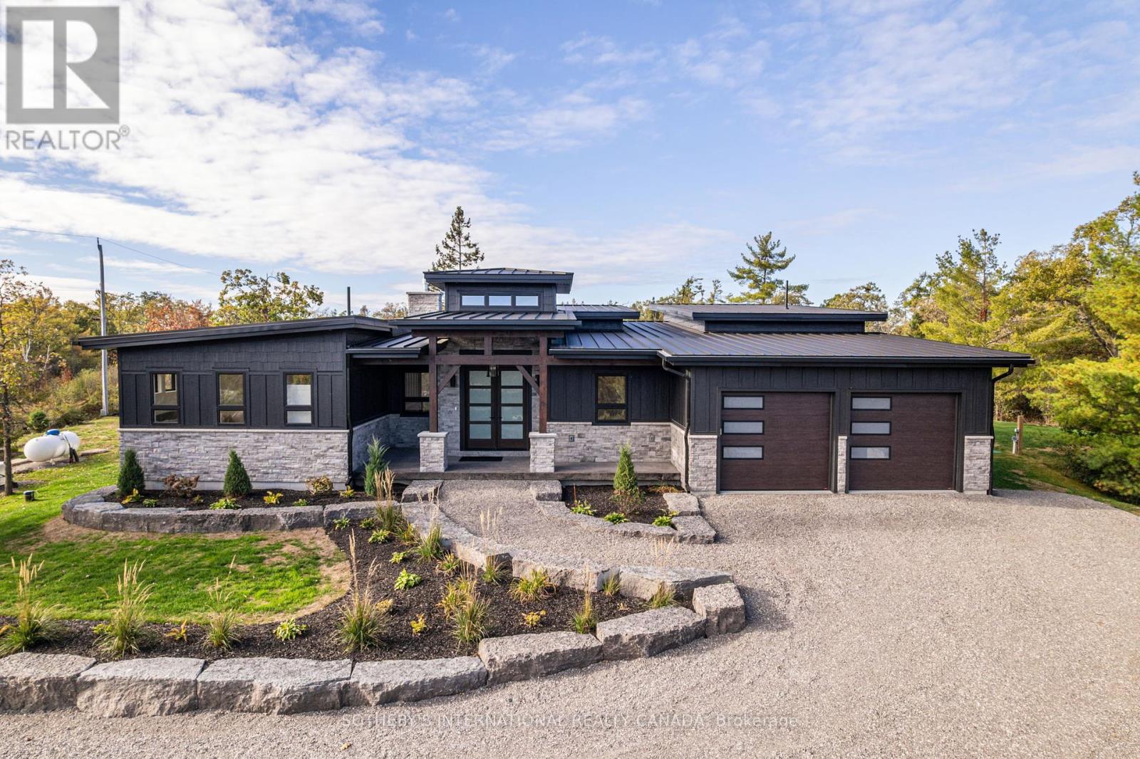 5 Juniper Park Street, Kawartha Lakes, Ontario  K0M 1A0 - Photo 8 - X12463717
