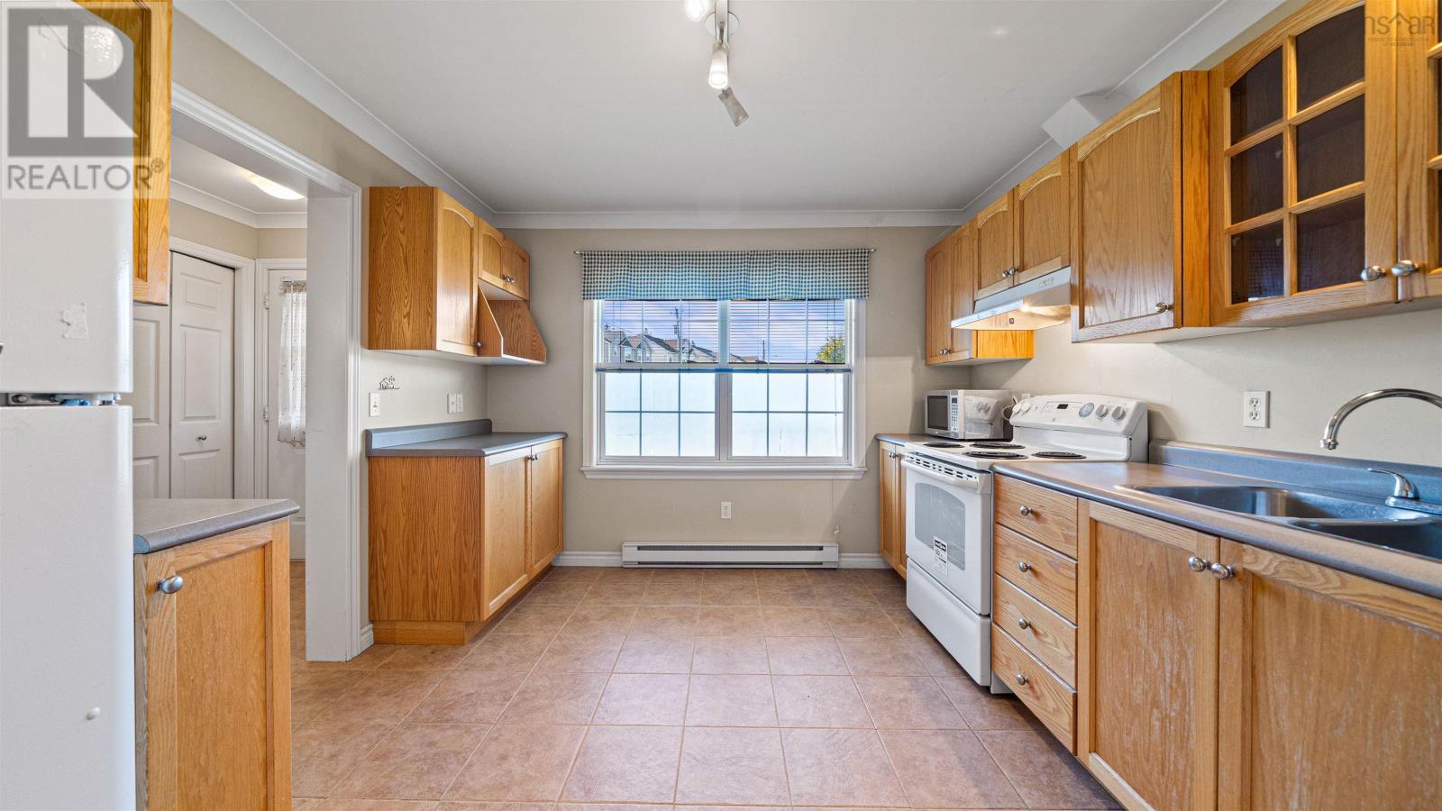 227 Green Village Lane, Dartmouth, Nova Scotia  B2Y 4V5 - Photo 6 - 202523650