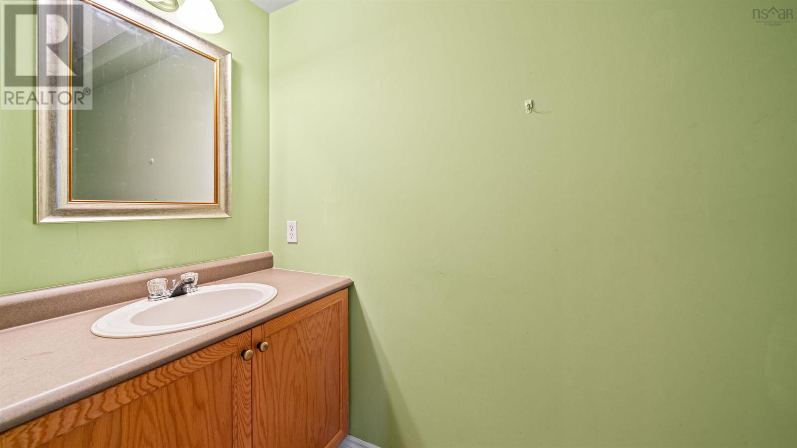 227 Green Village Lane, Dartmouth, Nova Scotia  B2Y 4V5 - Photo 9 - 202523650
