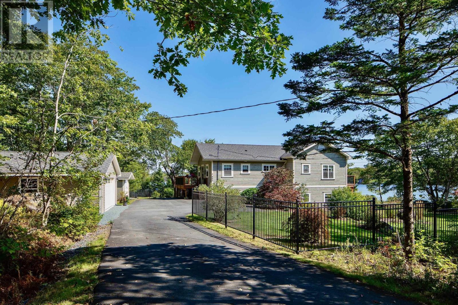490 Brookside Road, Brookside, Nova Scotia  B3T 1T4 - Photo 4 - 202524097