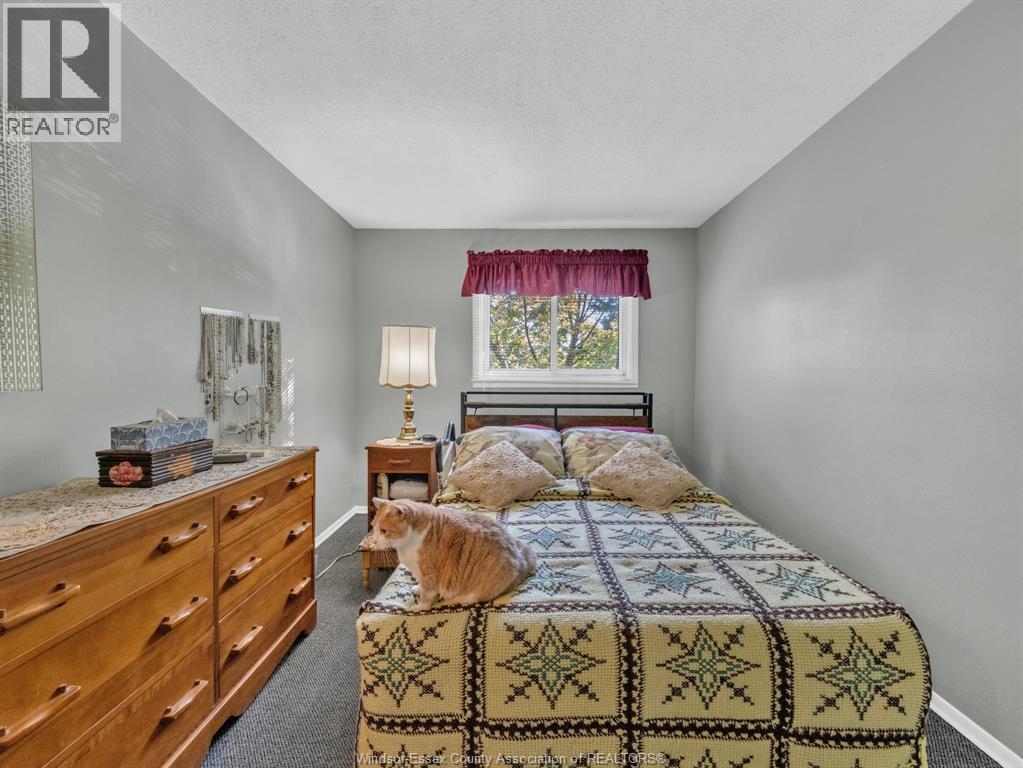 6430 Thornberry, Windsor, Ontario  N8T 2W9 - Photo 17 - 25026202