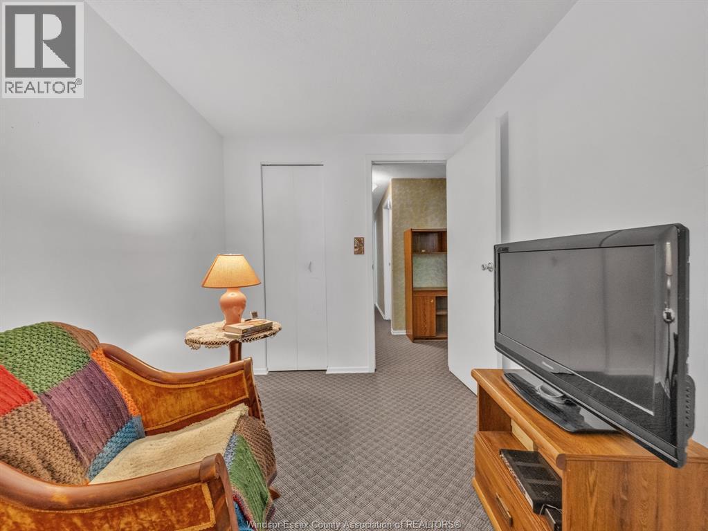 6430 Thornberry, Windsor, Ontario  N8T 2W9 - Photo 21 - 25026202