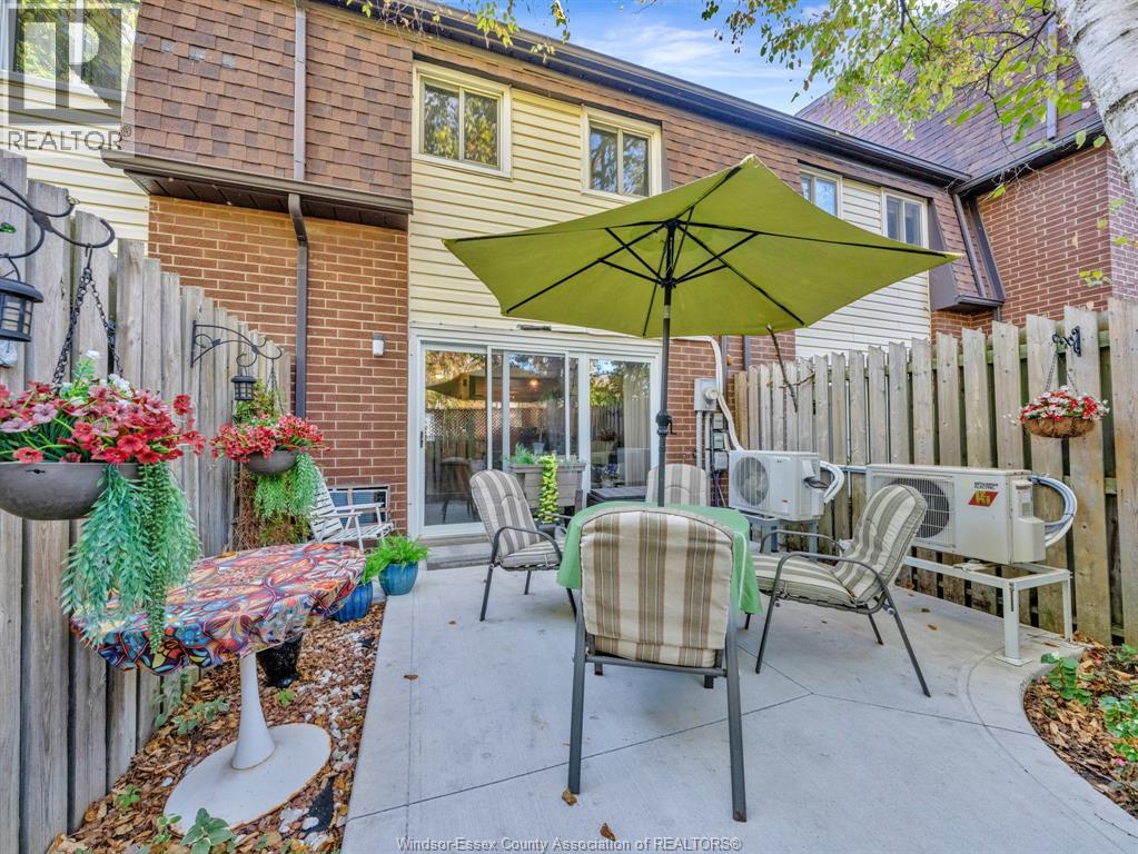 6430 Thornberry, Windsor, Ontario  N8T 2W9 - Photo 29 - 25026202