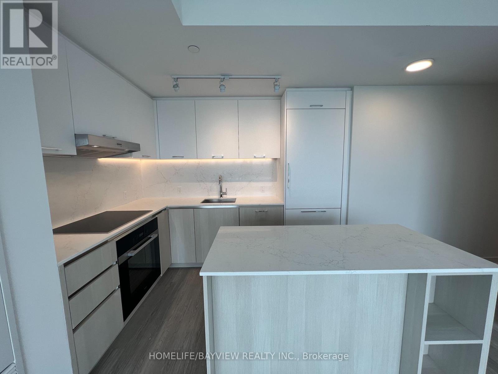 724 - 8188 Yonge Street, Vaughan, Ontario  L4J 1W5 - Photo 14 - N12419490