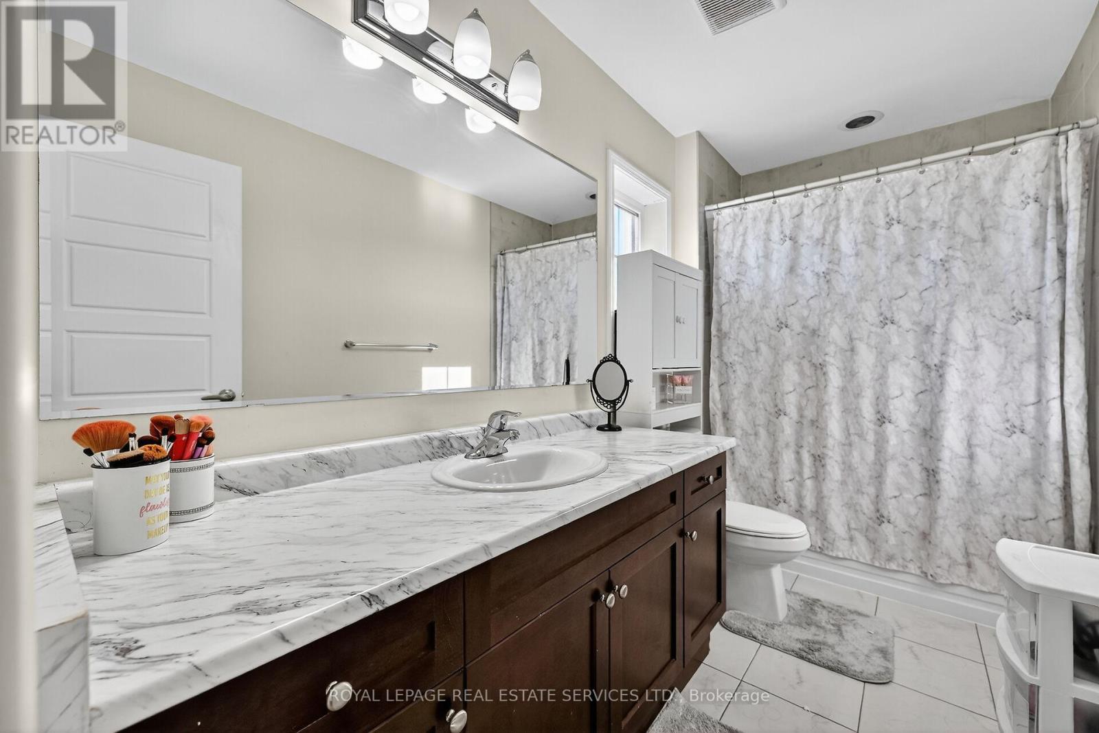 32 Celano Drive, Hamilton, Ontario  L8B 1V3 - Photo 16 - X12423286