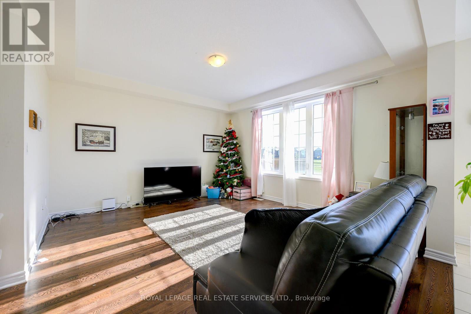 32 Celano Drive, Hamilton, Ontario  L8B 1V3 - Photo 7 - X12423286