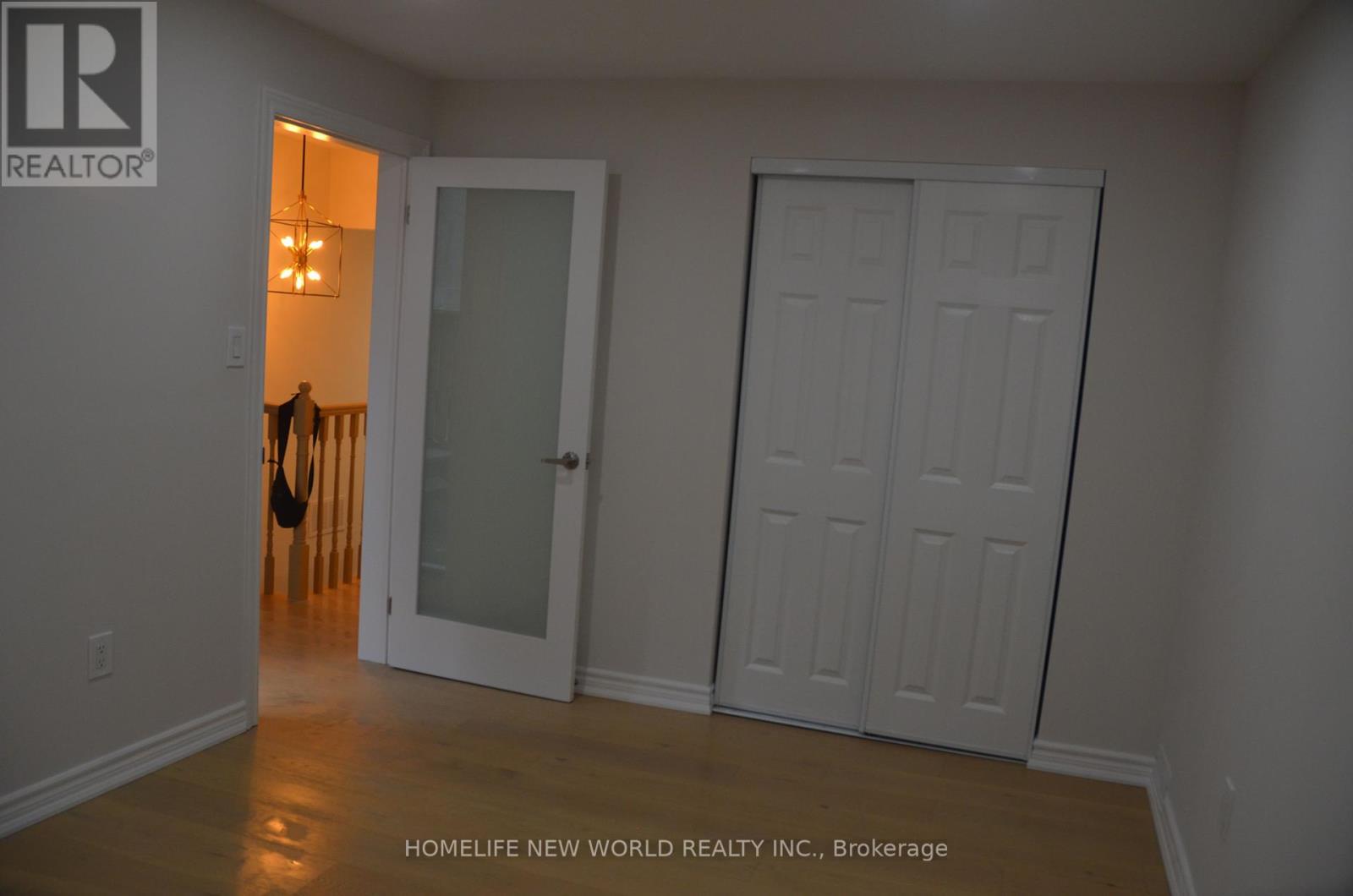 Upper Level - 231 Queen Street W, Toronto, Ontario  M5V 1Z4 - Photo 23 - C12462911