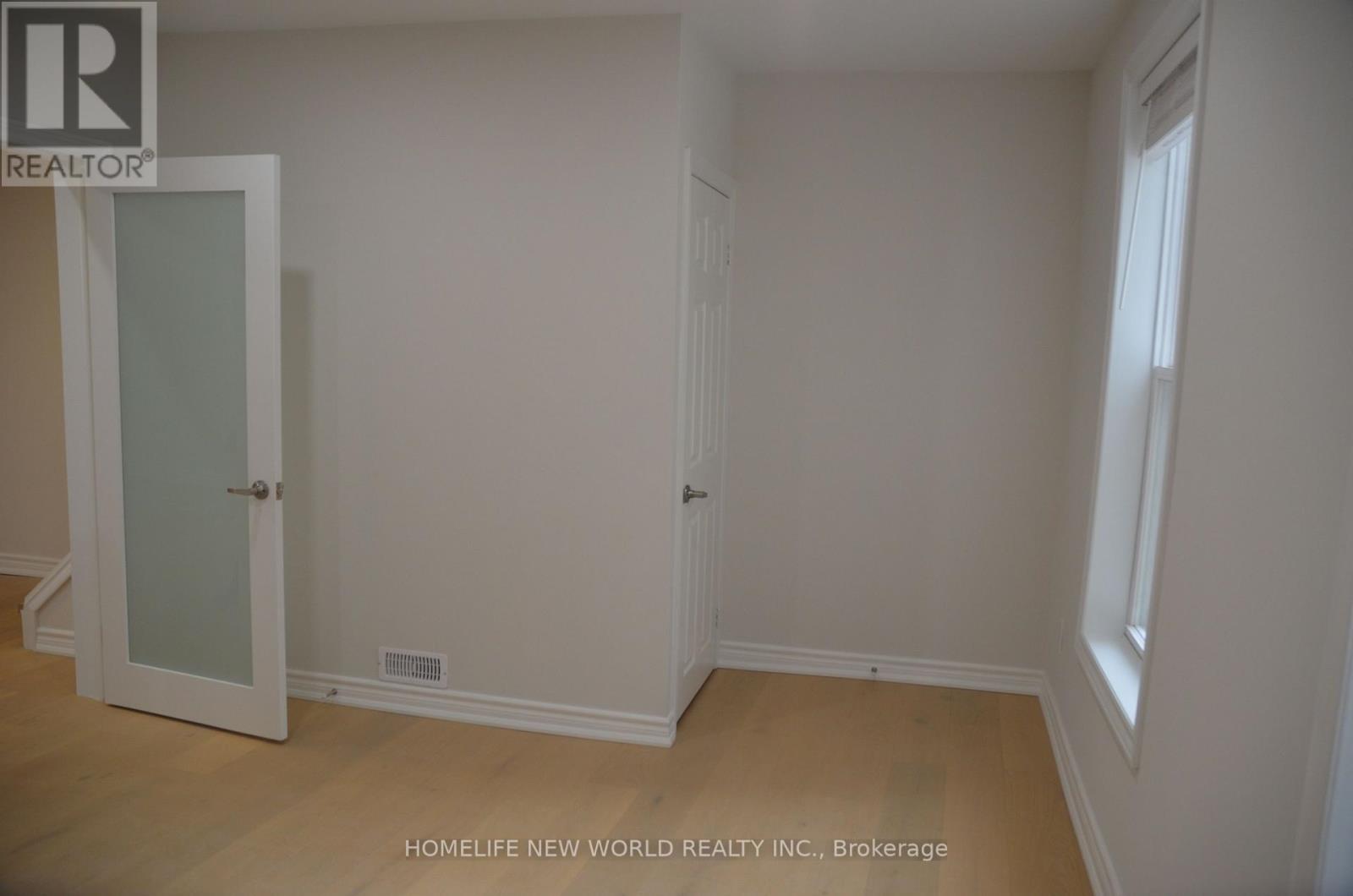 Upper Level - 231 Queen Street W, Toronto, Ontario  M5V 1Z4 - Photo 24 - C12462911