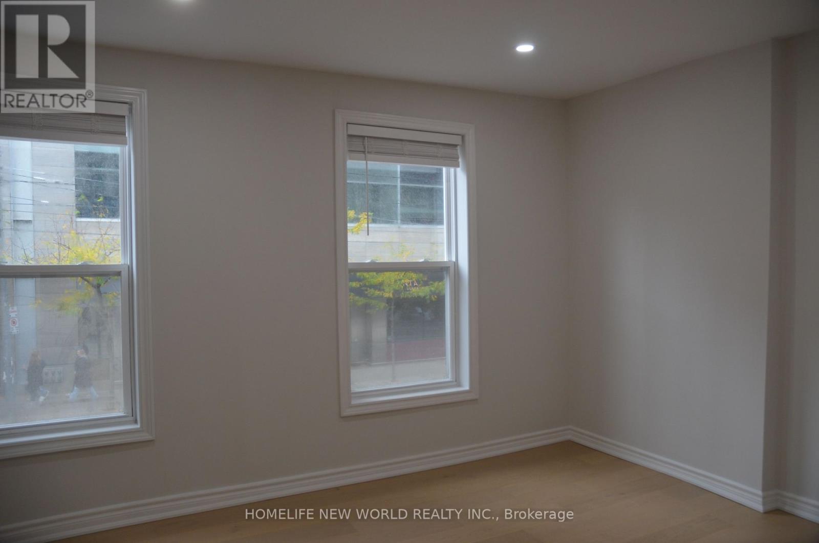 Upper Level - 231 Queen Street W, Toronto, Ontario  M5V 1Z4 - Photo 20 - C12462911