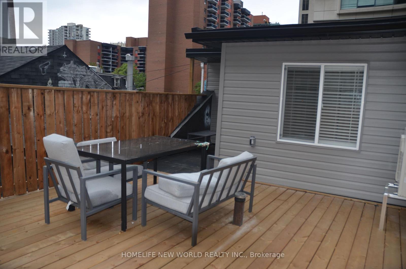 Upper Level - 231 Queen Street W, Toronto, Ontario  M5V 1Z4 - Photo 29 - C12462911