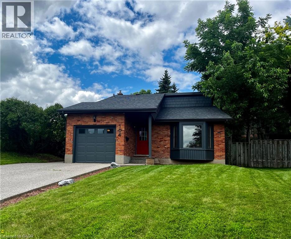 104 Homeview Place, Waterloo, Ontario  N2T 1A4 - Photo 2 - 40779267
