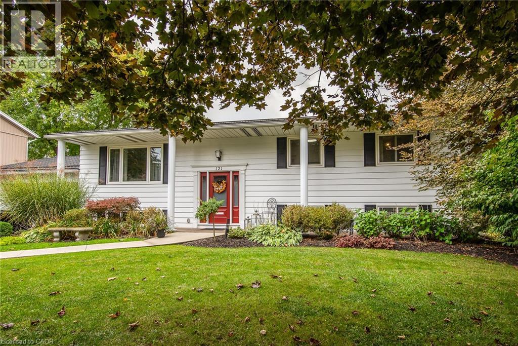 121 FIRST Street W, elmira, Ontario
