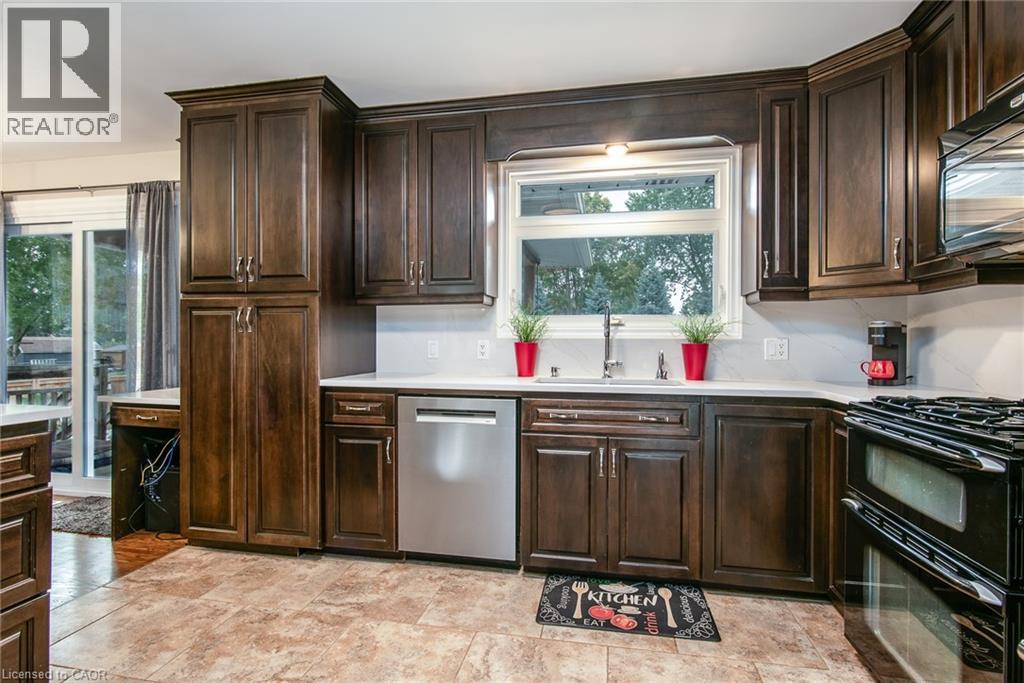 121 First Street W, Elmira, Ontario  N3B 1G8 - Photo 7 - 40779240