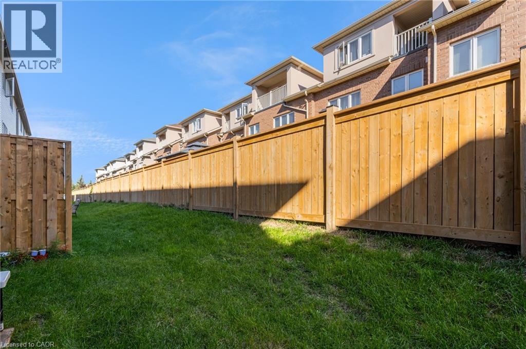 19 Picardy Drive Unit# 15, Stoney Creek, Ontario  L8J 0M7 - Photo 27 - 40778733