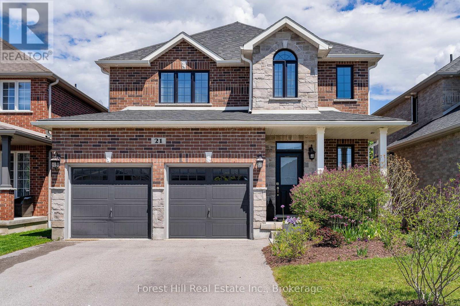 21 Marta Crescent, Barrie, Ontario  L4N 3N6 - Photo 1 - S12463984