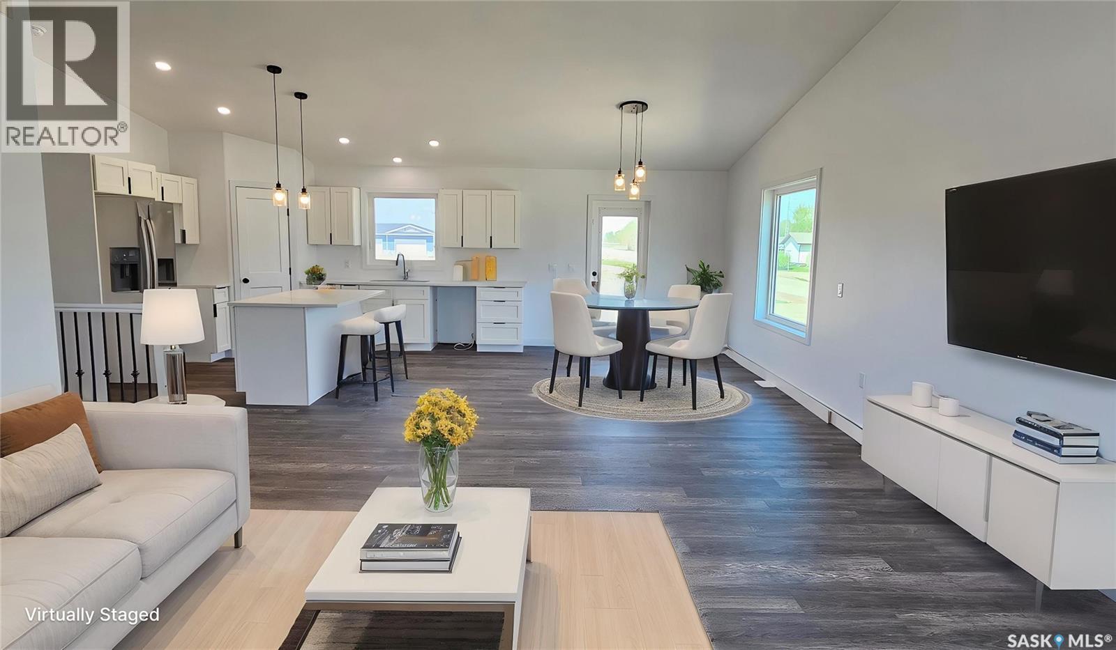 14 Scott Bay, Muenster, Saskatchewan  S0K 2Y0 - Photo 3 - SK006347