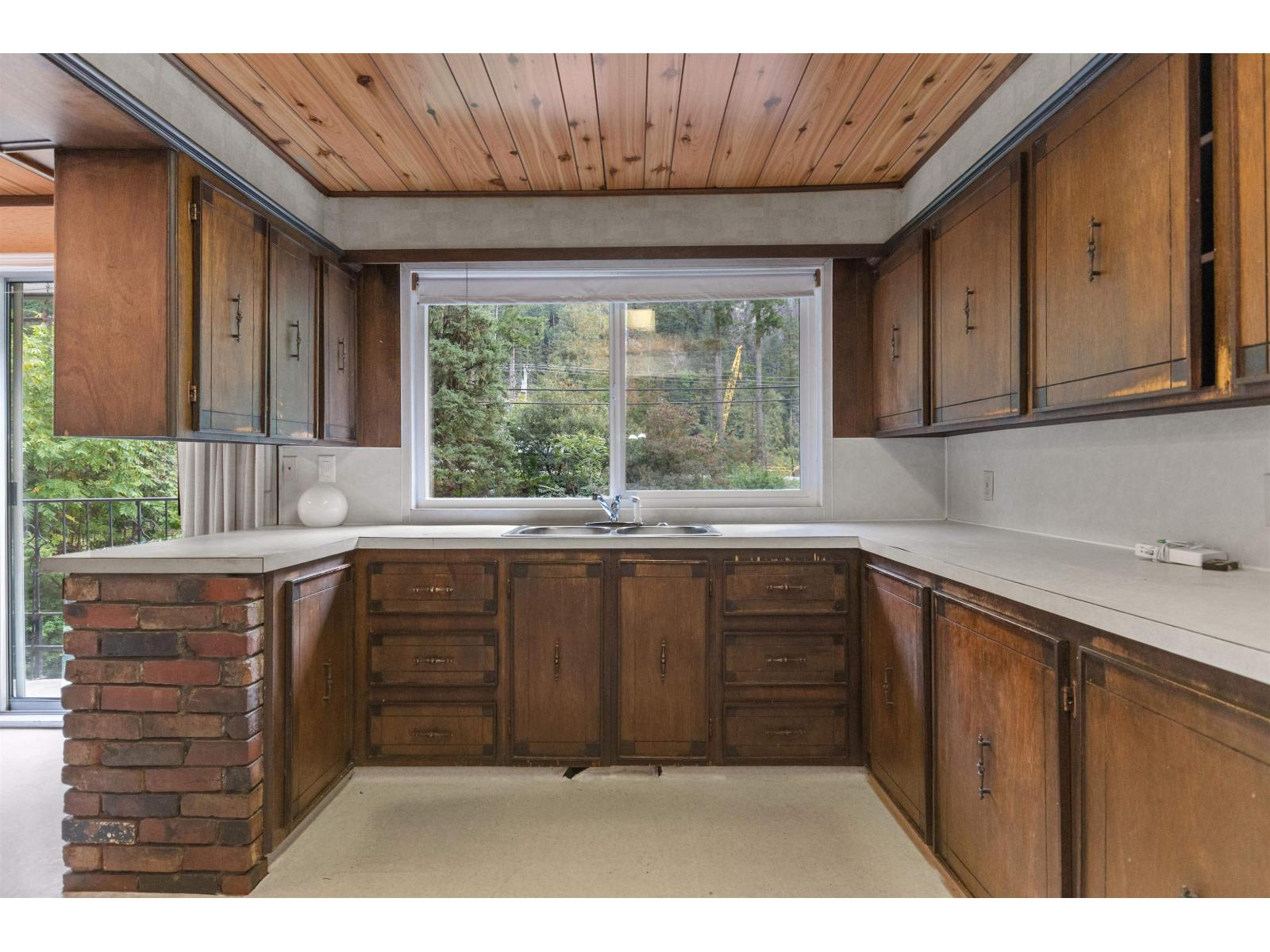 63491 Flood Hope Road, Hope, Hope, British Columbia  V0X 1L2 - Photo 5 - R3057634